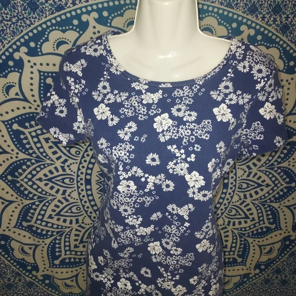 Floral Blue Old Navy Dress - Picture 2 of 5